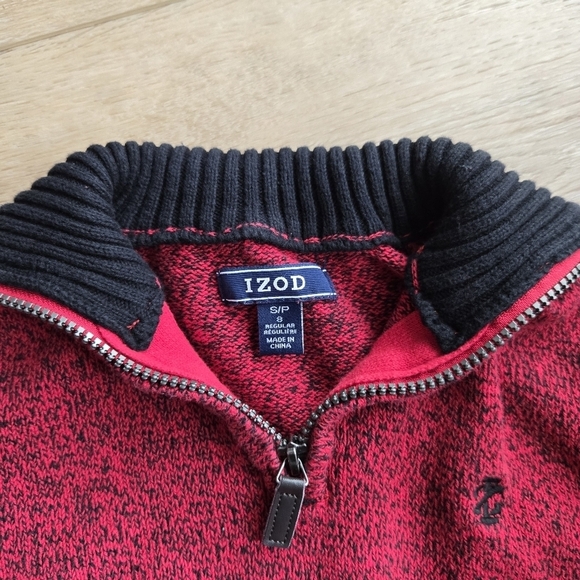 Red Black 1/4 Zip Pullover & Olive Green Dino Print Button Down Dress Shirt EUC - Picture 7 of 17